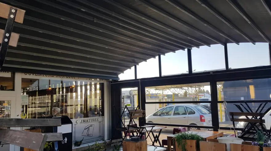 Pergola ve giyotin cam uygulaması