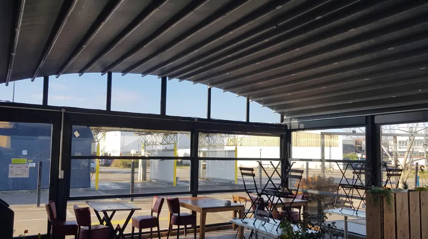 Pergola ve giyotin cam uygulaması