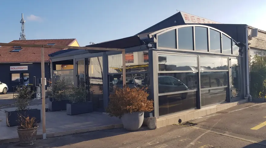 Pergola ve giyotin cam uygulaması