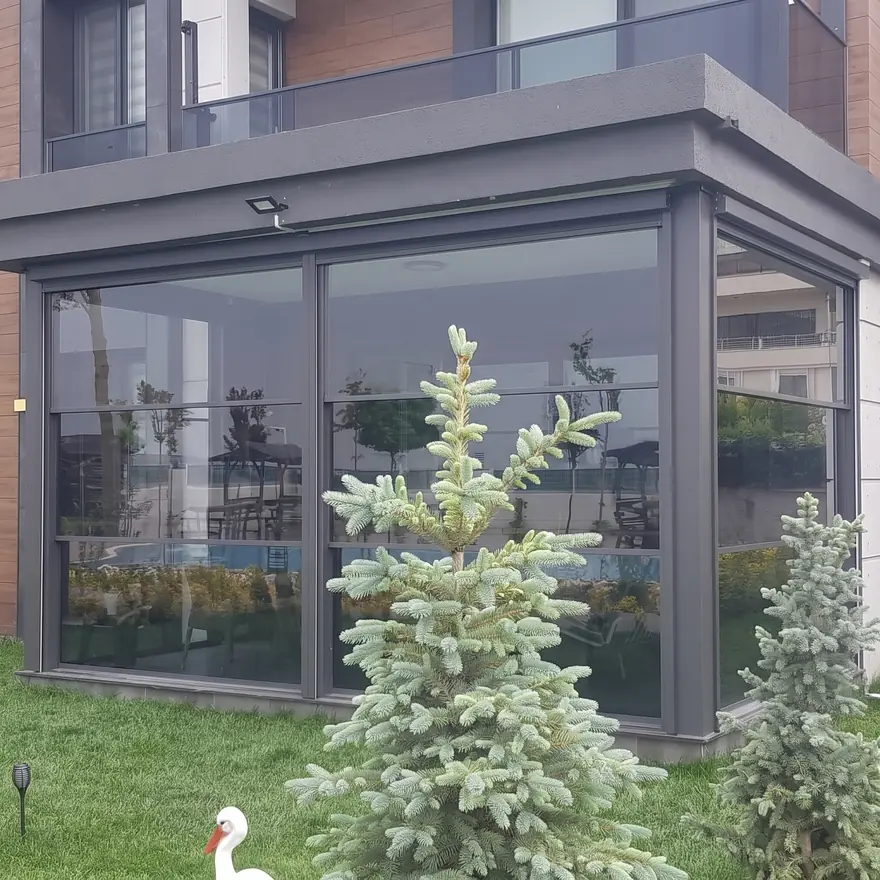 Giyotin cam ve zip perde uygulaması