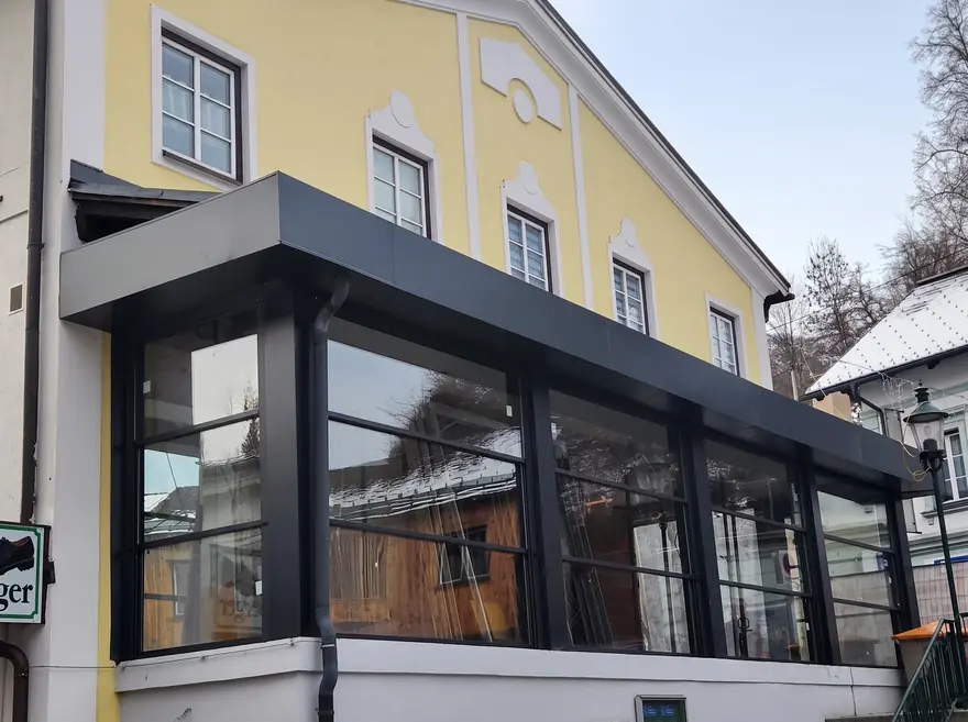 Giyotin cam — Hallstatt, Avusturya